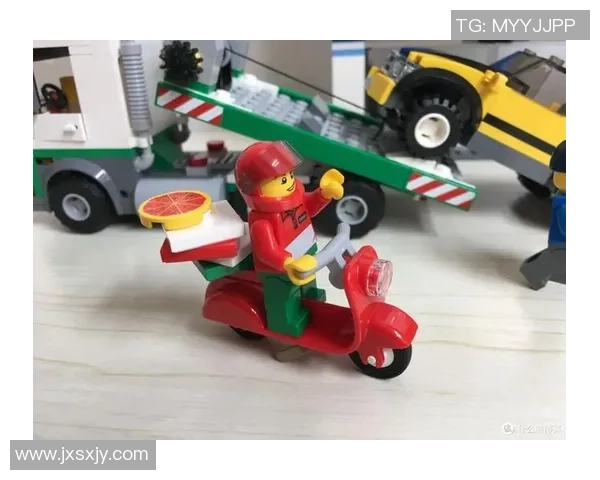 足球明星联名玩具品牌全景盘点与推荐指南 足球明星联名玩具品牌全景盘点与推荐指南